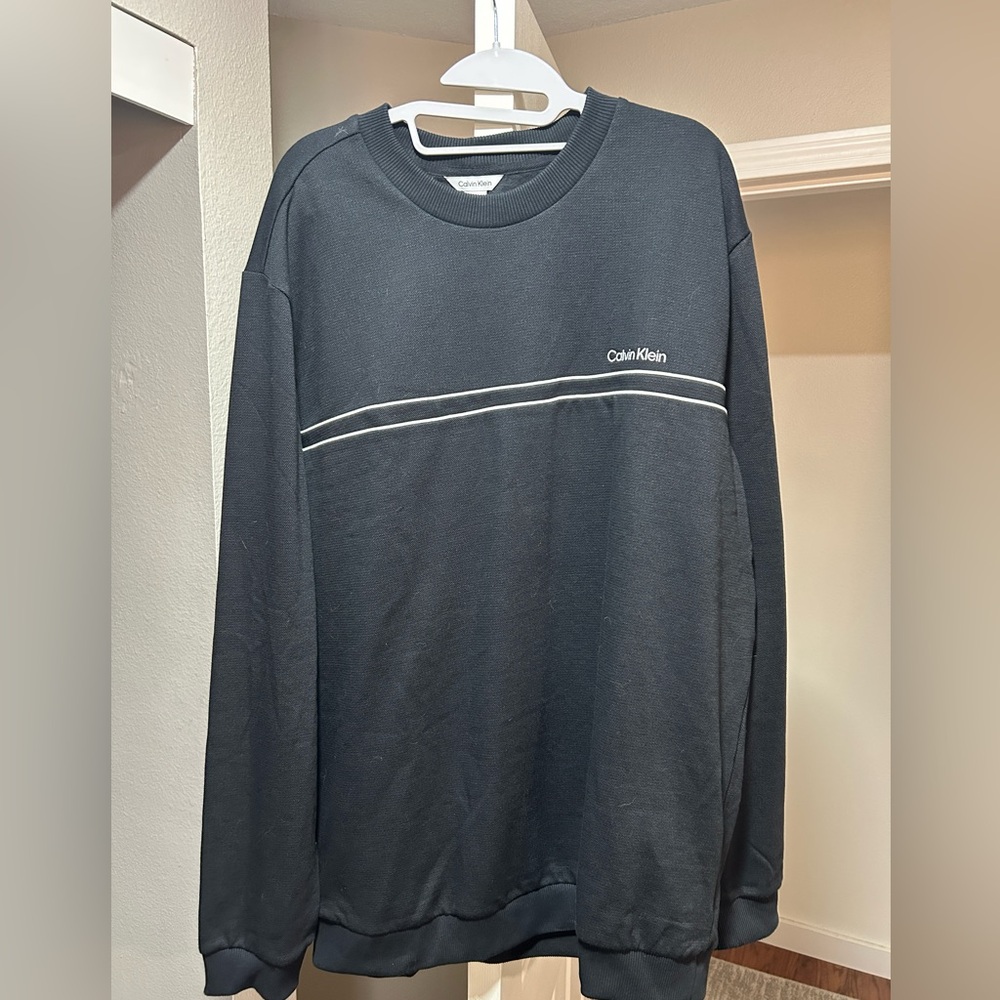 Calvin Klein Crew Neck - New XL